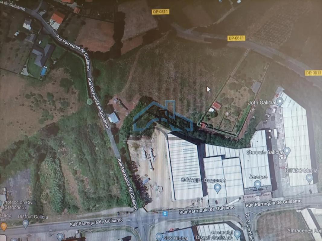 Terreno en venta en Bergondo, A Coruña photo 5