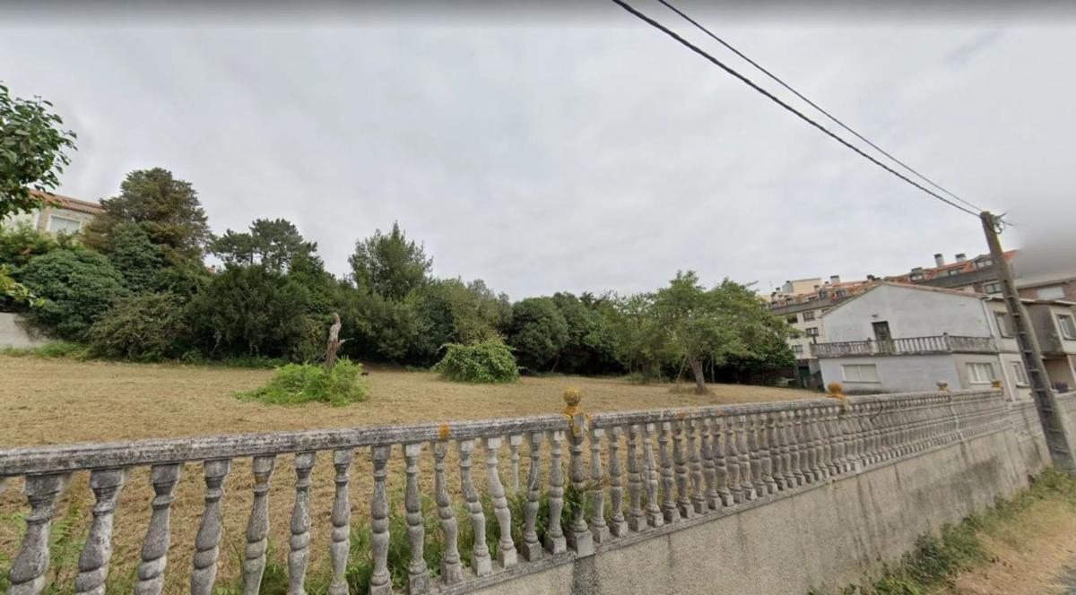Terreno en venta en Culleredo, A Coruña photo 4