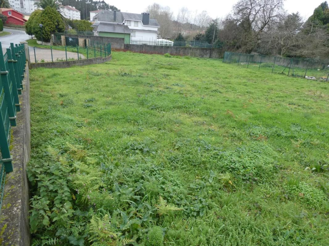 Terreno en venta en Oleiros, A Coruña photo 1