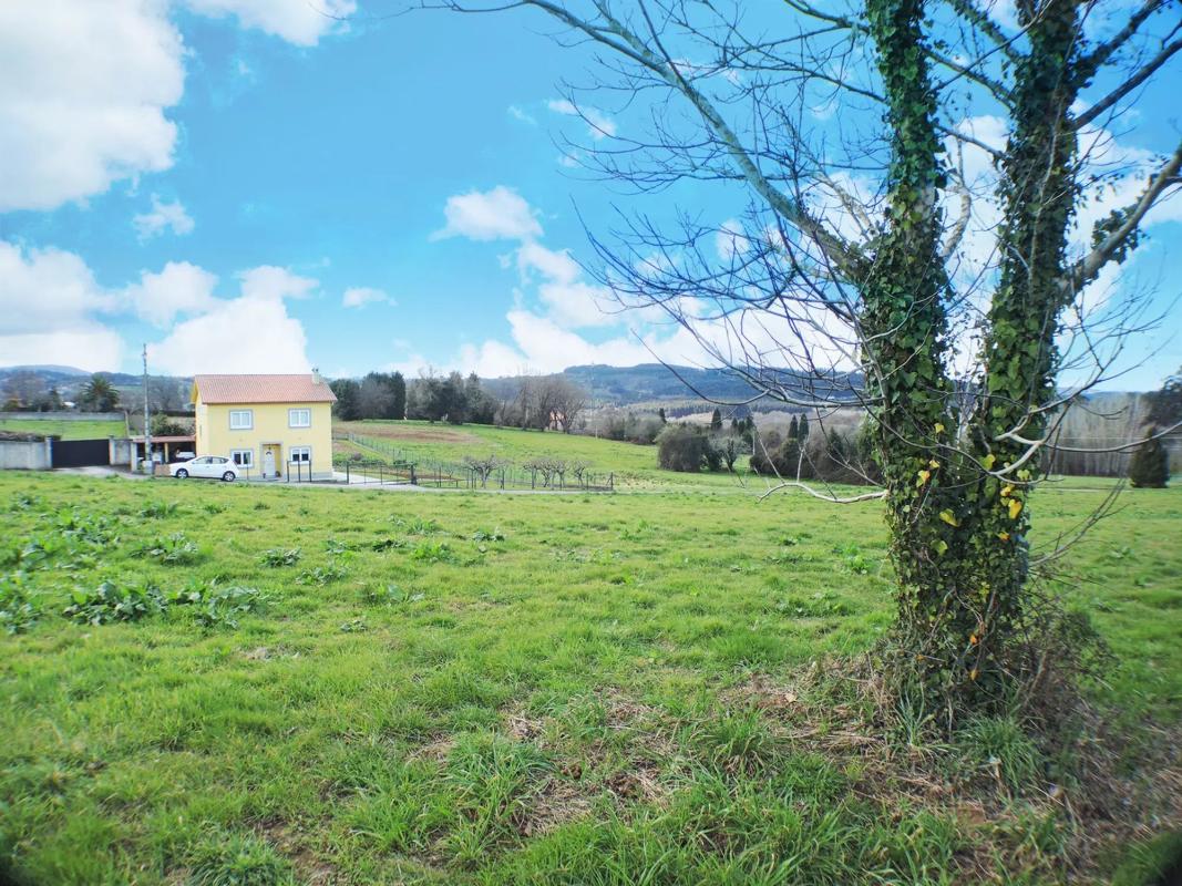 Terreno en venta en Abegondo, A Coruña photo 3