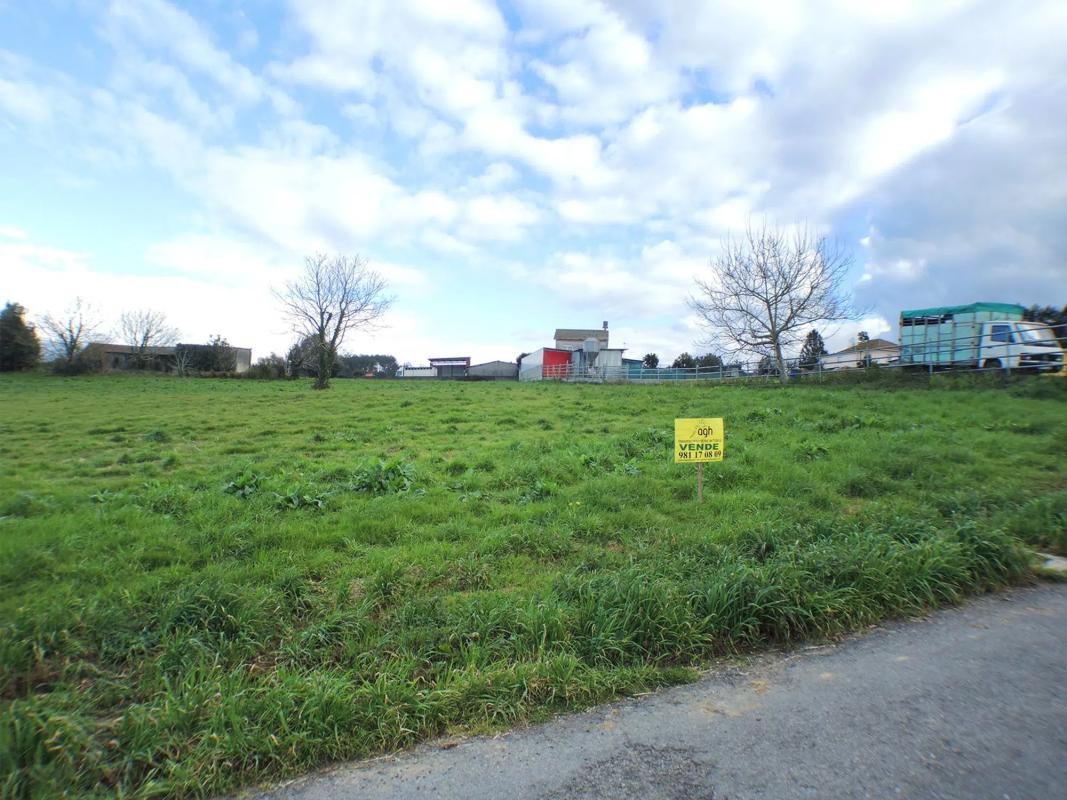 Terreno en venta en Abegondo, A Coruña photo 4