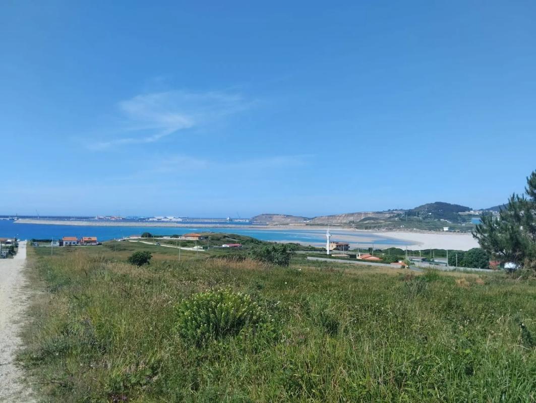 Terreno en venta en Arteixo, A Coruña photo 4