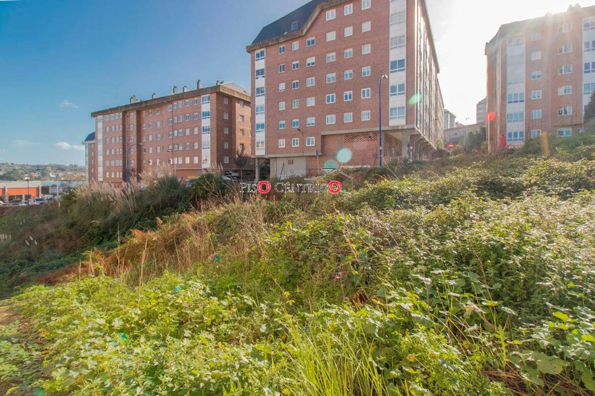 Terreno en venta en Culleredo, A Coruña photo 2