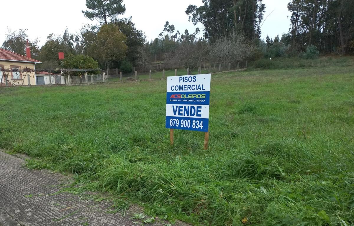 Участок земли на продажу в Бергондо, Ла-Коруня photo 1
