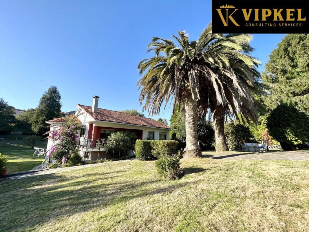 Terreno en venta en Bergondo, A Coruña photo 5