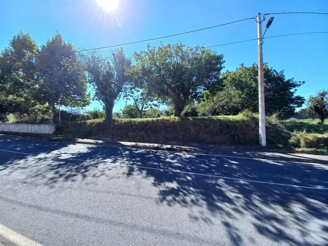Terreno en venta en Bergondo, A Coruña photo 5