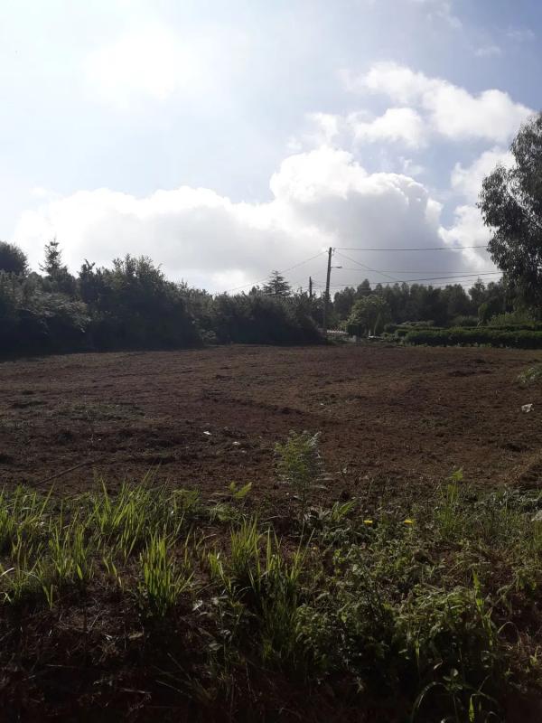 Terreno en venta en Cambre, A Coruña photo 1