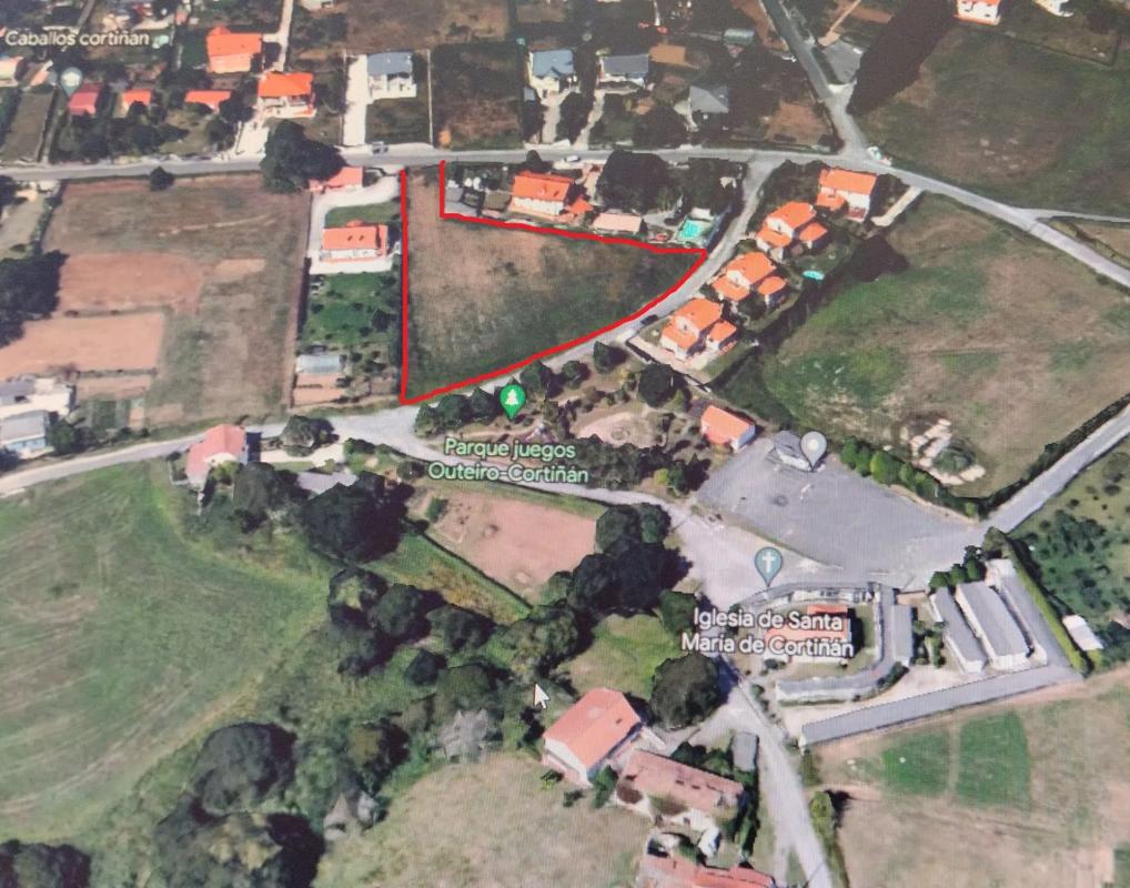 Terreno en venta en Bergondo, A Coruña photo 4