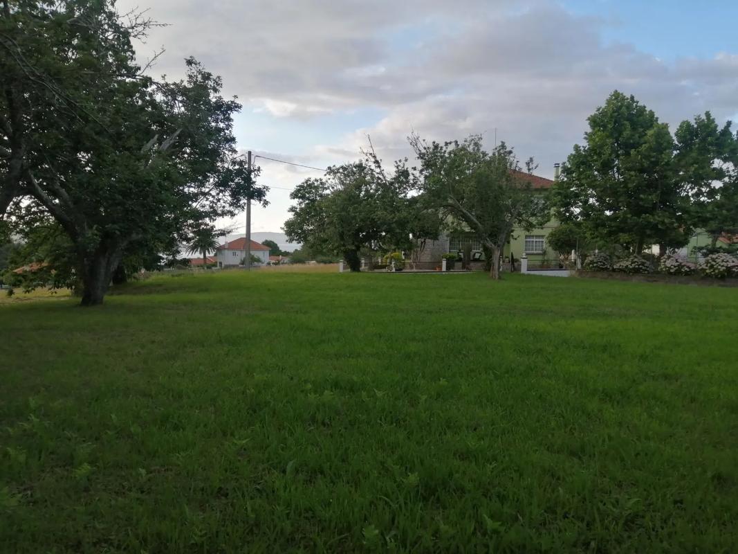 Участок земли на продажу в Бергондо, Ла-Коруня photo 2