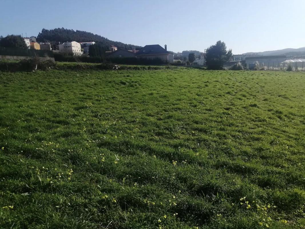 Działka na sprzedaż w Arteixo, A Coruña photo 1