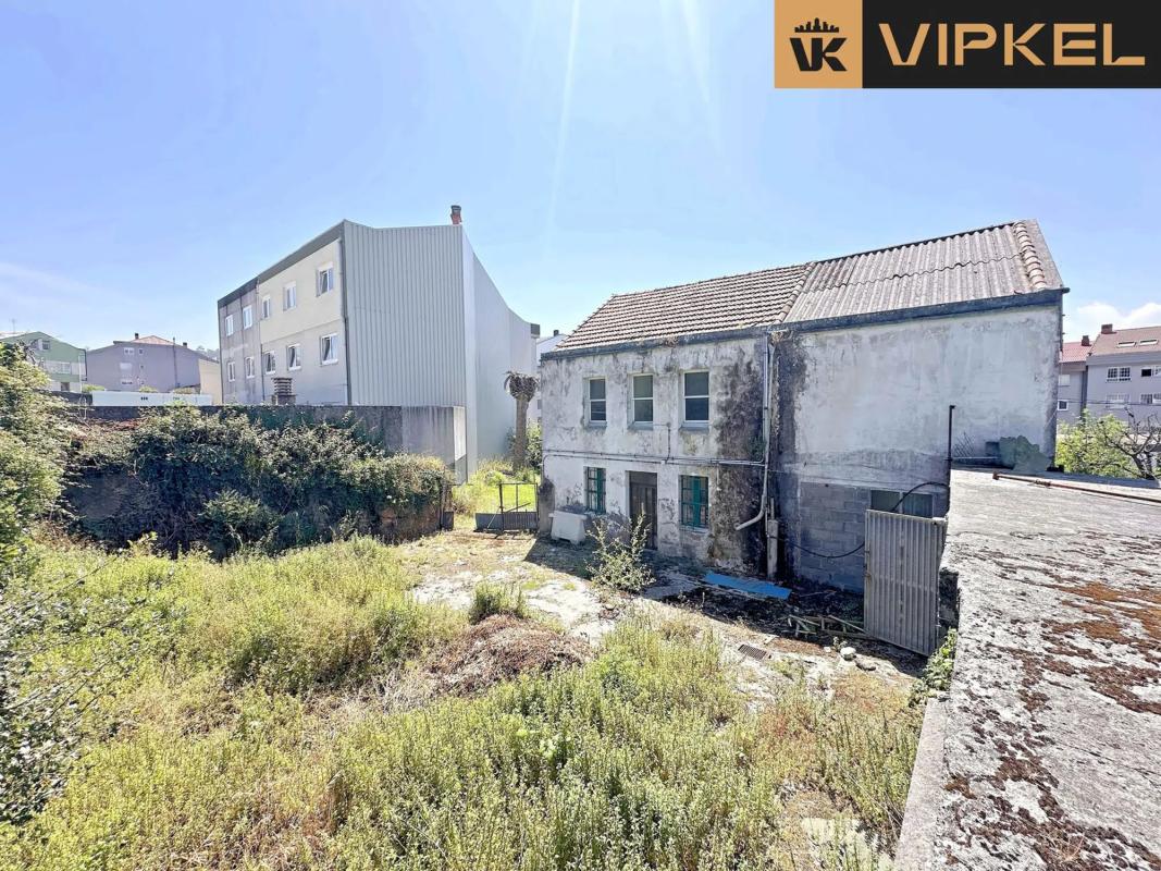 Terreno en venta en Arteixo, A Coruña photo 1