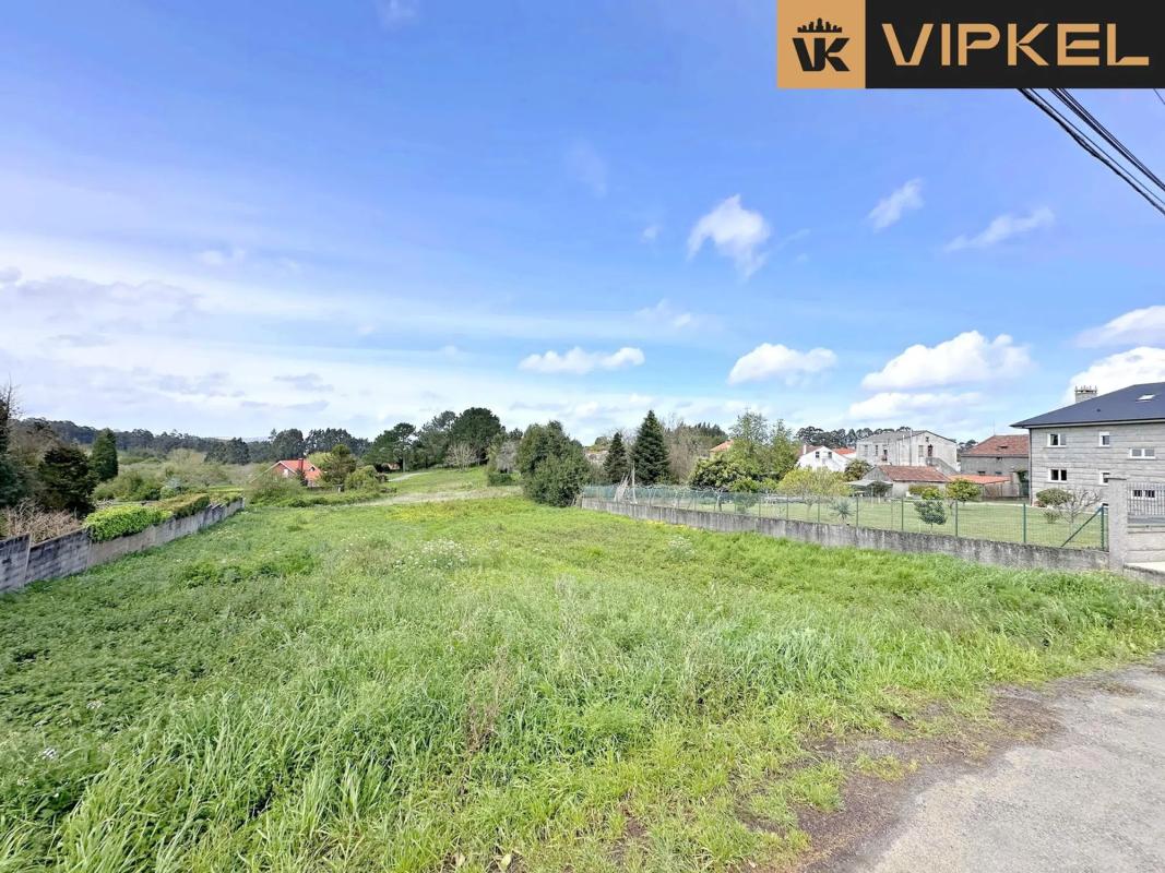 Terreno en venta en Oleiros, A Coruña photo 2