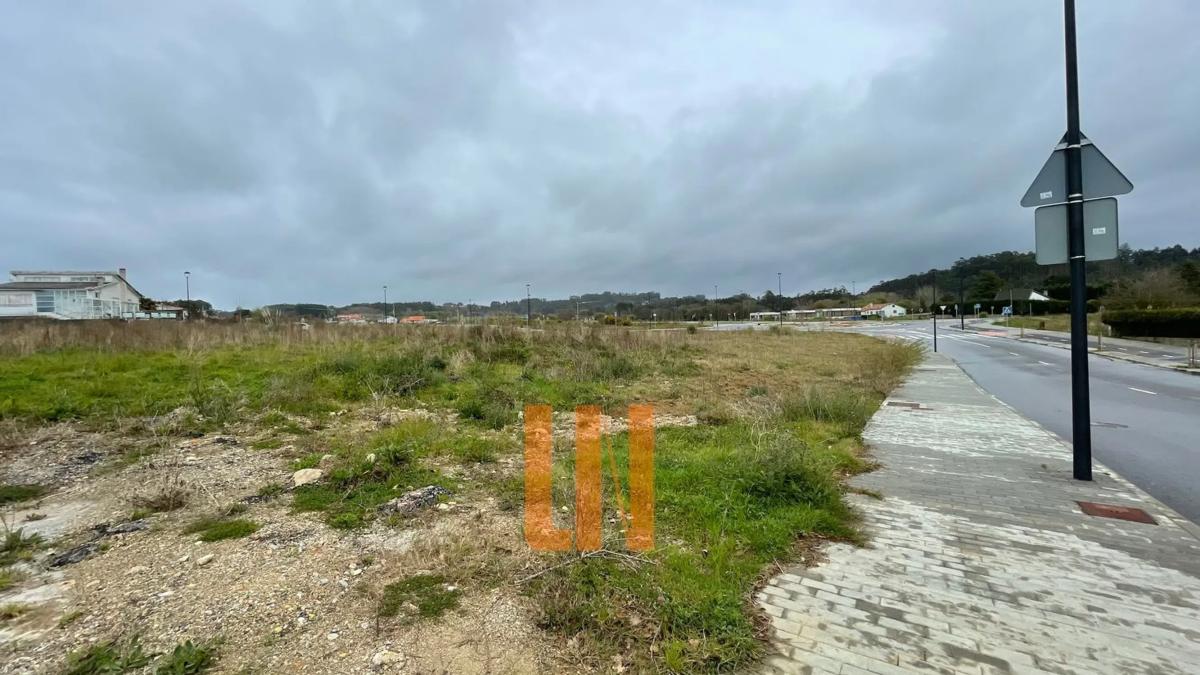Terreno en venta en Oleiros, A Coruña photo 4