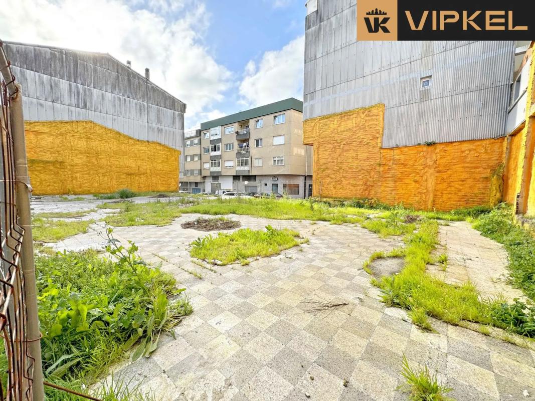 Terreno en venta en Arteixo, A Coruña photo 2
