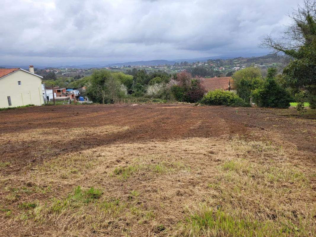 Terreno en venta en Oleiros, A Coruña photo 4