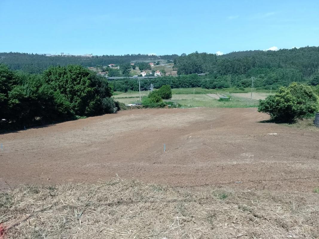 Działka na sprzedaż w Arteixo, A Coruña photo 2