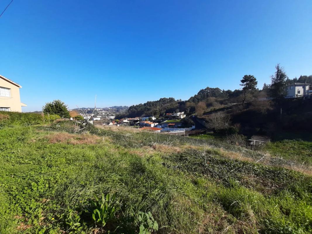 Terreno en venta en Oleiros, A Coruña photo 1