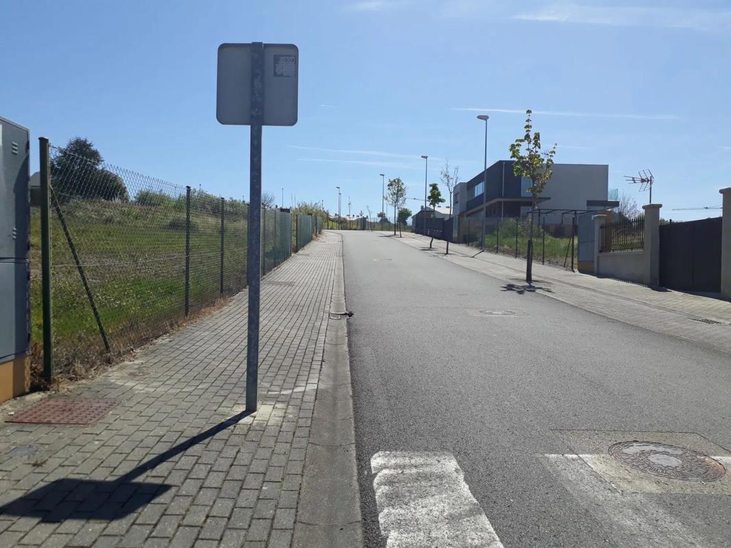 Terreno en venta en Oleiros, A Coruña photo 1