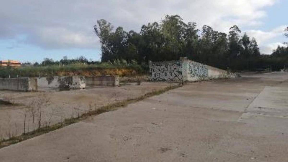 Terreno en venta en Cambre, A Coruña photo 5