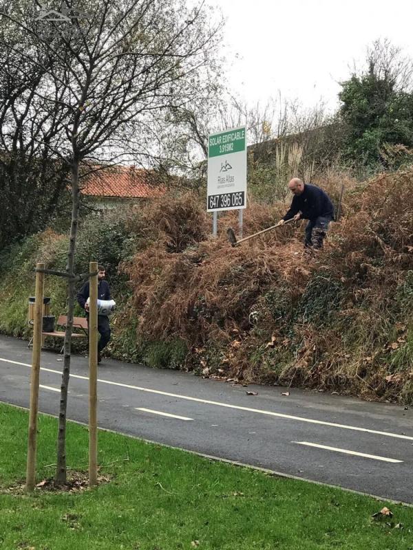 Terreno en venta en Oleiros, A Coruña photo 5