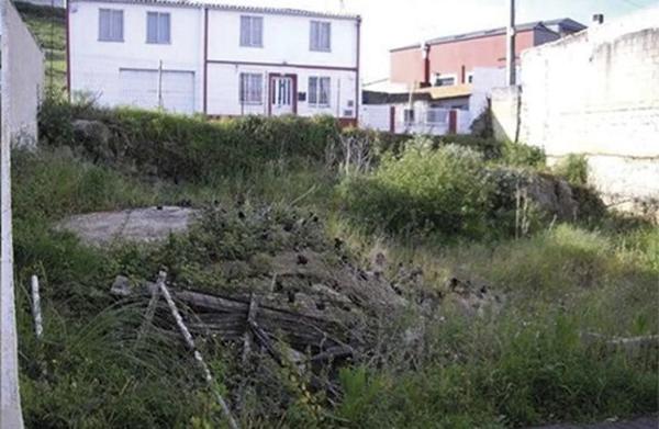 Terreno en calle Mon Vasco photo 2