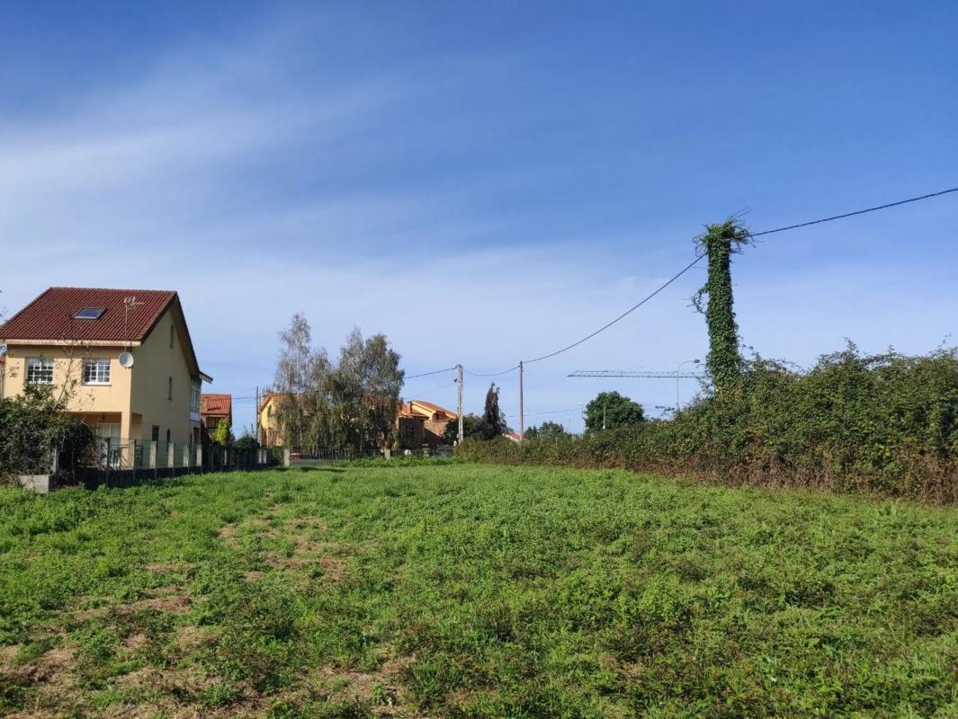 Terreno en venta en Oleiros, A Coruña photo 2
