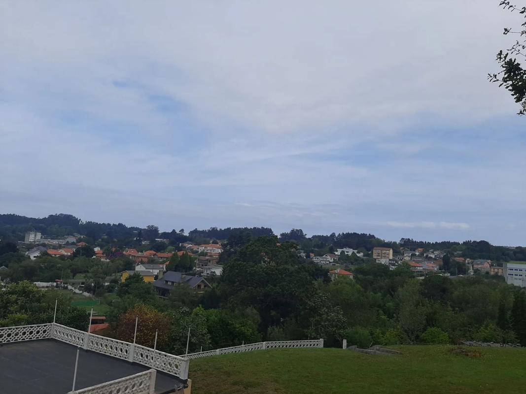 Terreno en venta en Oleiros, A Coruña photo 4
