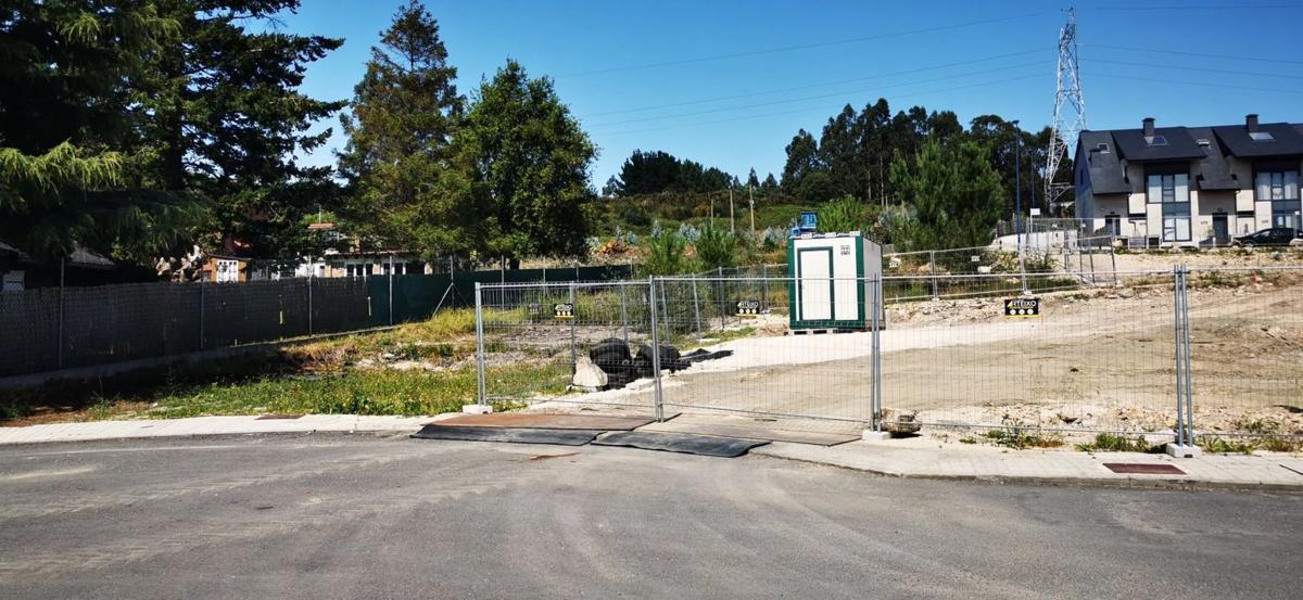 Terreno en venta en Culleredo, A Coruña photo 5