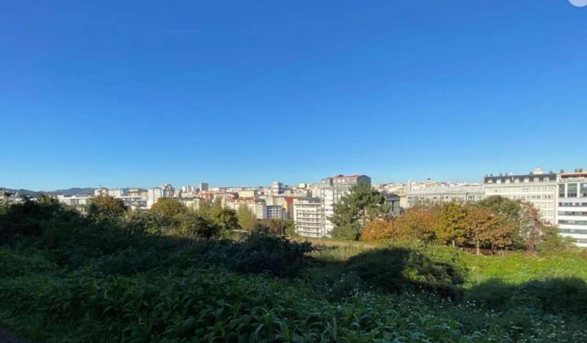 Działka na sprzedaż w A Coruña, A Coruña photo 5