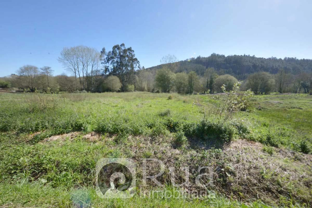 Terreno en venta en Carral, A Coruña photo 2