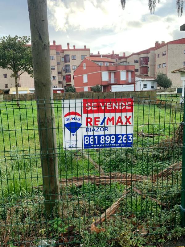 Działka na sprzedaż w Oleiros, A Coruña photo 2
