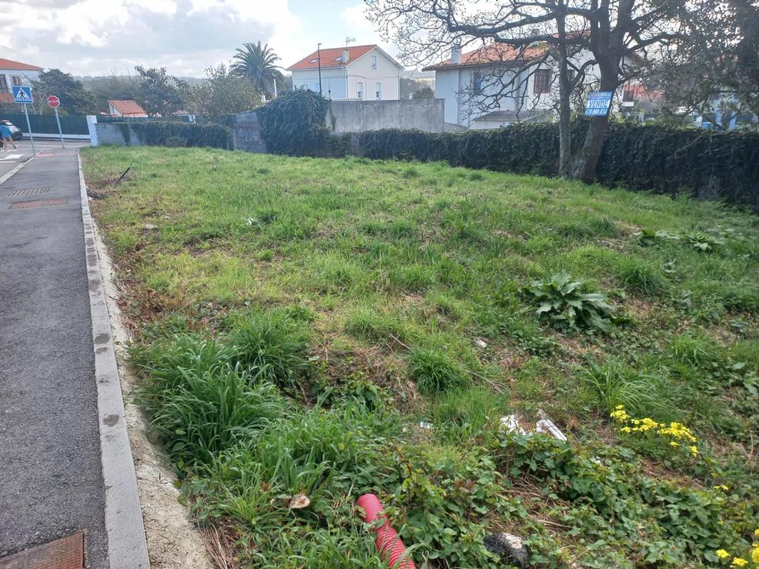 Terreno en venta en Oleiros, A Coruña photo 3