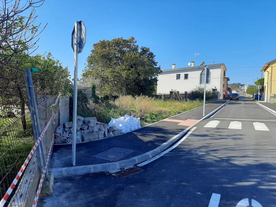Terreno en venta en Oleiros, A Coruña photo 5
