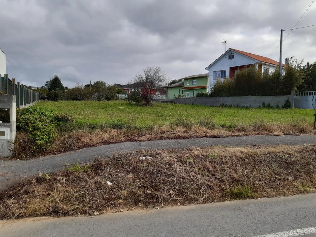 Terreno en venta en Oleiros, A Coruña photo 4