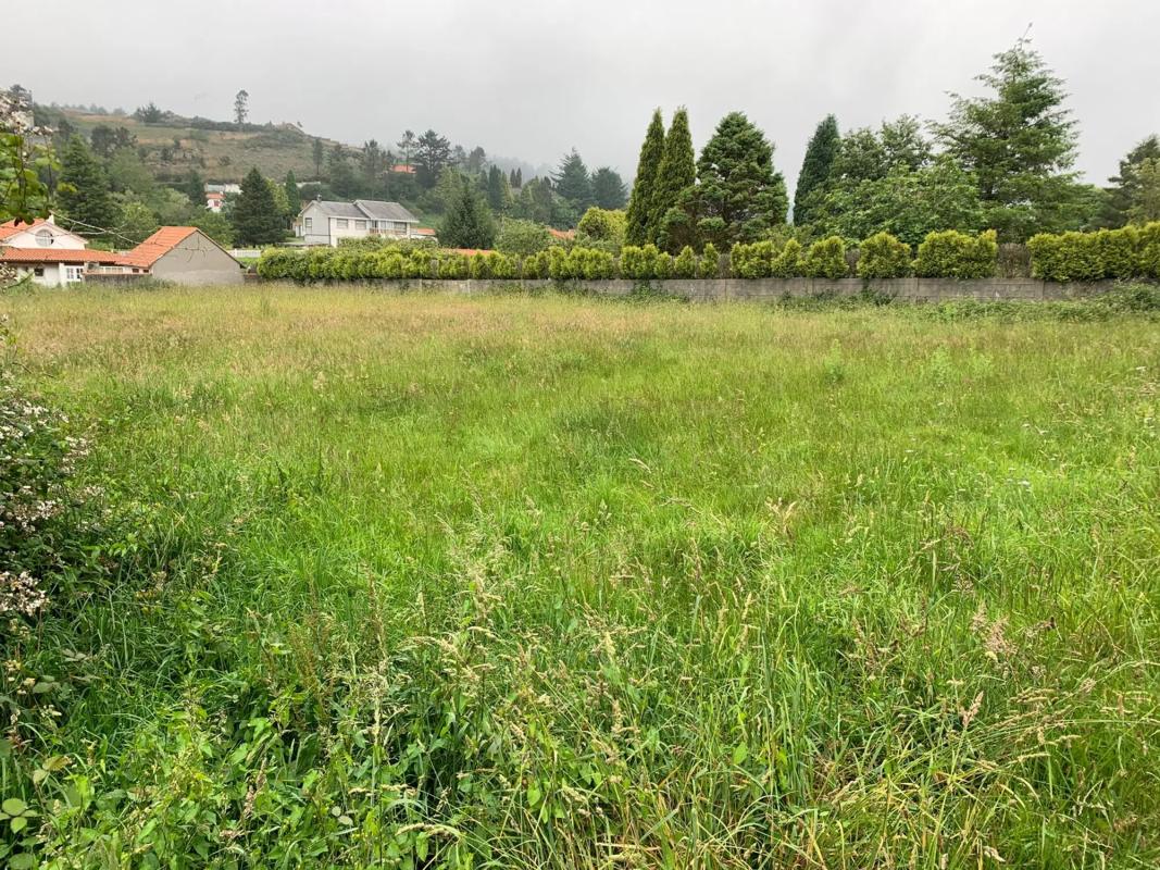 Terreno en venta en Carral, A Coruña photo 2