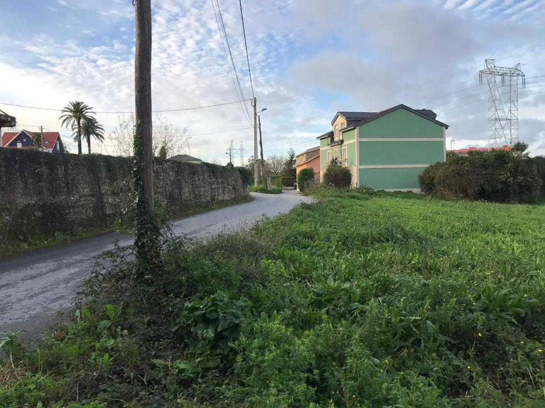 Terreno en venta en Culleredo, A Coruña plan 1