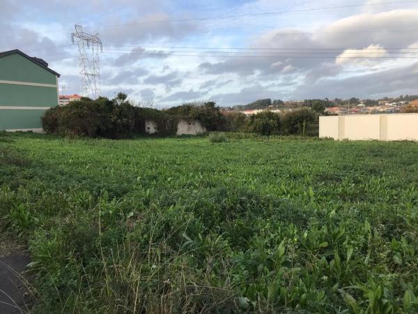 Terreno en calle Evaristo Martelo Pauman photo 1