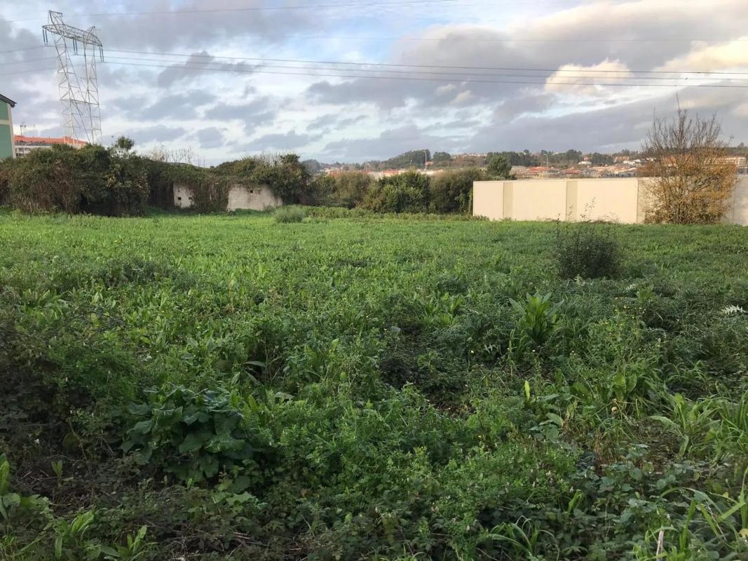 Terreno en venta en Culleredo, A Coruña photo 2