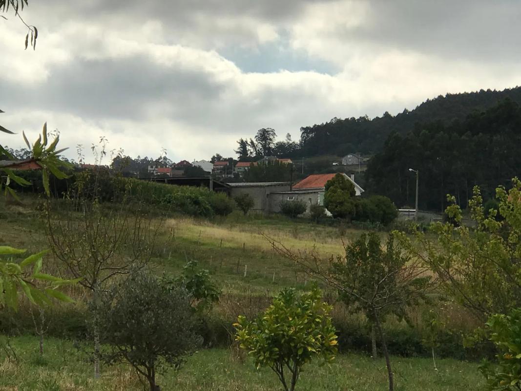 Działka na sprzedaż w Arteixo, A Coruña photo 2