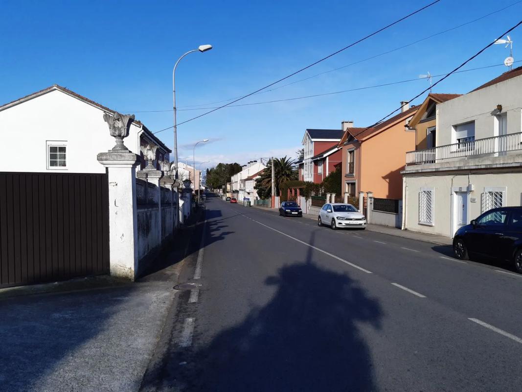 Terreno en venta en Oleiros, A Coruña photo 1