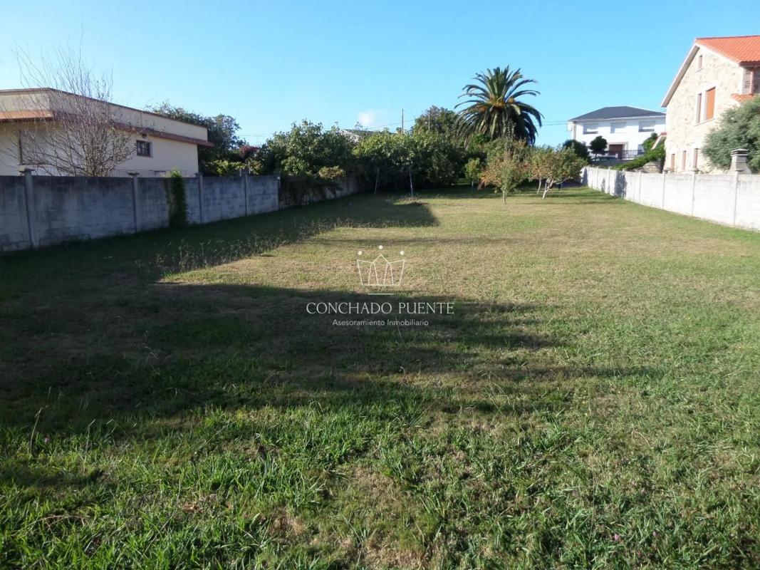 Land for sale in Oleiros, A Coruña photo 1