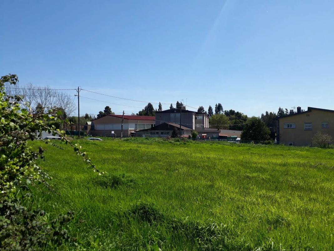Terreno en venta en Oleiros, A Coruña photo 4