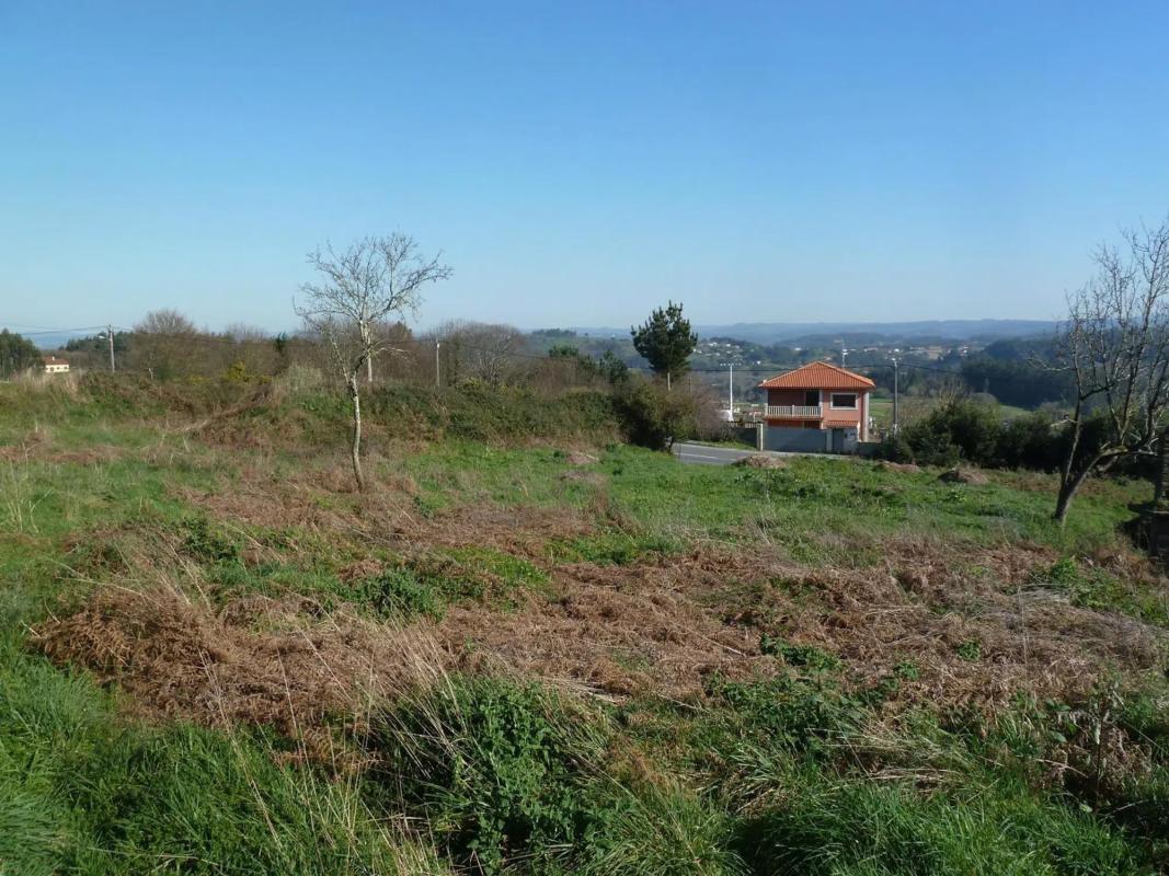 Terreno en venta en Carral, A Coruña photo 4