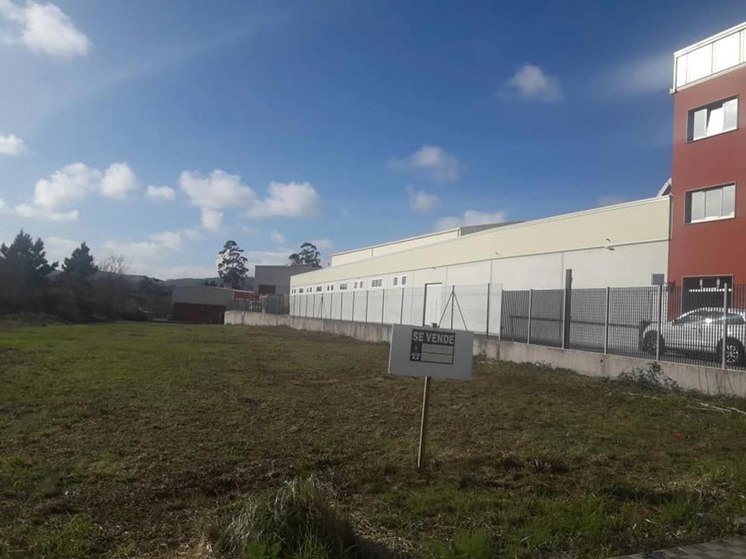 Terreno en venta en Narón, A Coruña photo 3