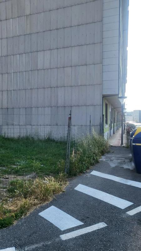 Terreno en venta en Narón, A Coruña photo 2