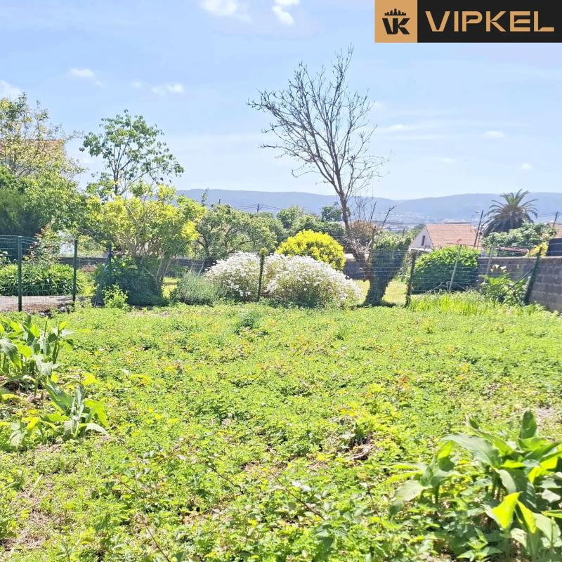 Terreno en venta en Ferrol, A Coruña photo 2