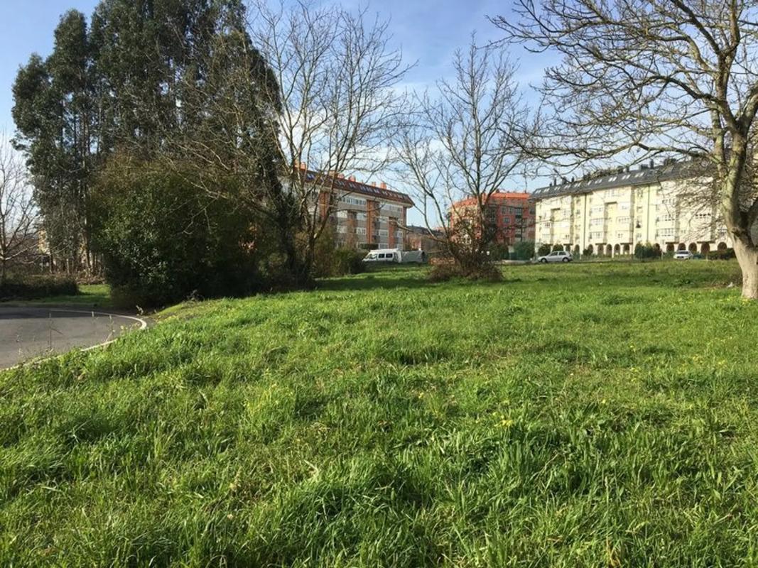 Terreno en venta en Narón, A Coruña photo 4