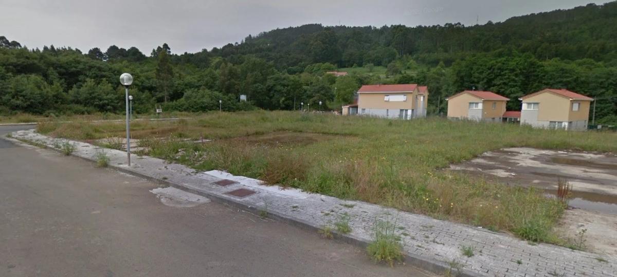 Terreno en venta en Mugardos, A Coruña photo 2