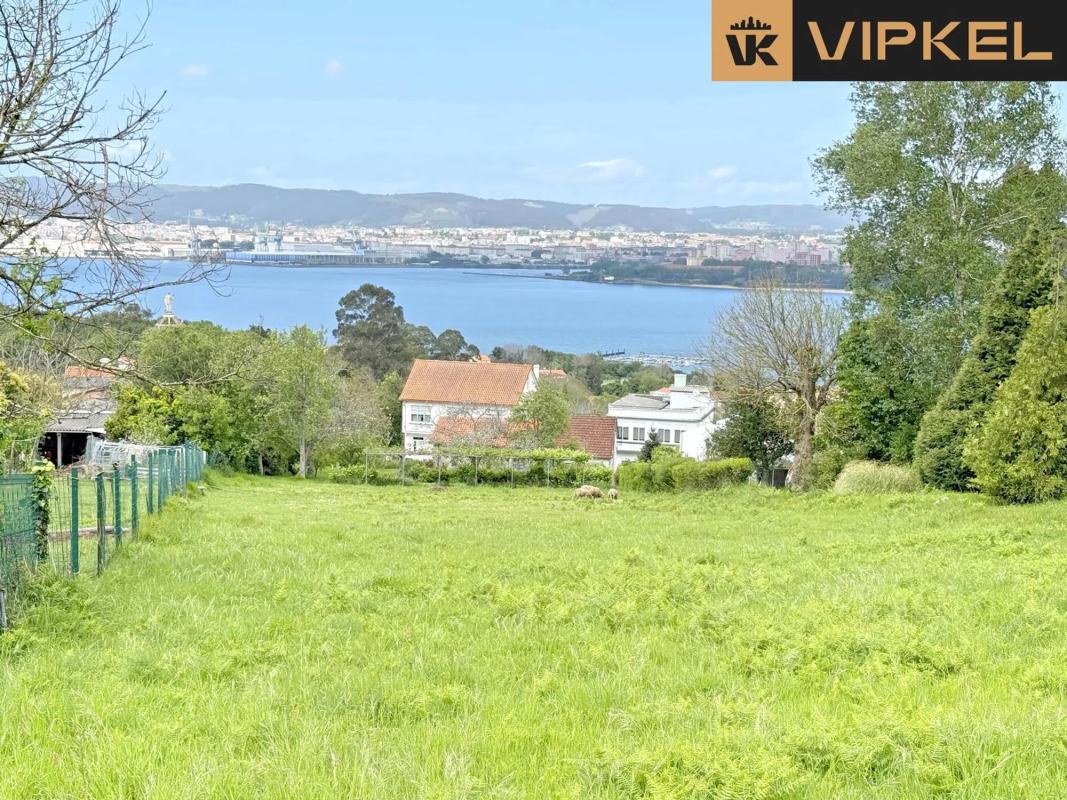 Terreno en venta en Fene, A Coruña photo 1
