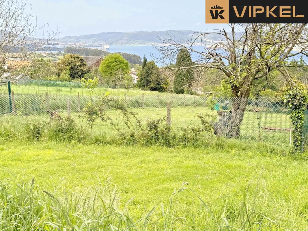 Terreno en venta en Fene, A Coruña photo 2